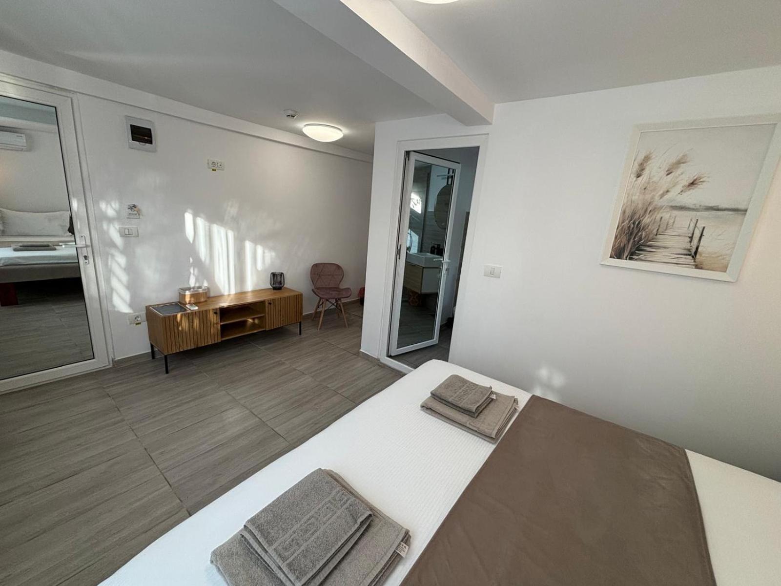 Born By The Sea Hotel Vama Veche Exterior photo